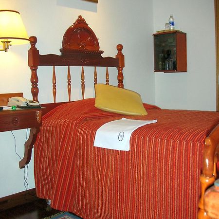 Hotel El Relicario Del Carmen Quito Quarto foto